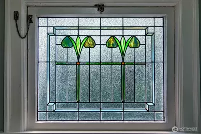 1939 E Crescent Drive, Seattle, WA 98112 - Photo 19