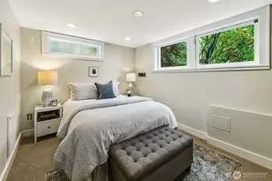 1939 E Crescent Dr, Seattle, WA 98112 - Photo 31