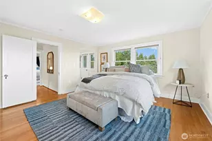 1939 E Crescent Dr, Seattle, WA 98112 - Photo 23