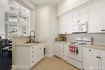 2244 132nd Avenue SE #B318, Bellevue, WA 98005 - Photo 33