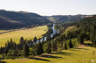 55 Hwy 10, Cle Elum, WA 98922 - Photo 1