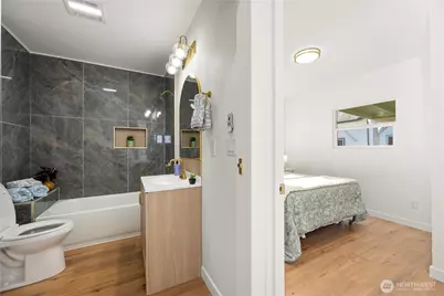 418 W Main, Puyallup, WA 98371 - Photo 17