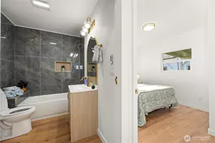 418 W Main, Puyallup, WA 98371 - Photo 17