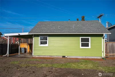 418 W Main, Puyallup, WA 98371 - Photo 37