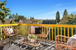 747 N 87th St, Seattle, WA 98103 - Photo 7