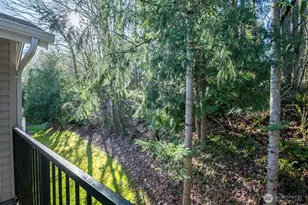 595 Newport Way NW, Issaquah, WA 98027 - Photo 13