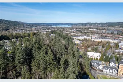 595 Newport Way NW #D4, Issaquah, WA 98027 - Photo 17