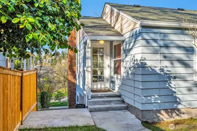 4427 Glenn Way SW, Seattle, WA 98116 - Photo 7