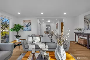 4427 Glenn Way SW, Seattle, WA 98116 - Photo 13