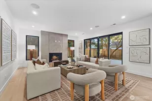 1020 107th Ave SE, Bellevue, WA 98004 - Photo 3