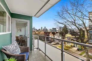 705 E Republican St, Seattle, WA 98012 - Photo 23