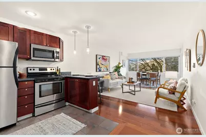 705 E Republican St #303, Seattle, WA 98012 - Photo 5