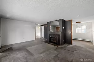 207 S 108th Pl, Seattle, WA 98168 - Photo 7