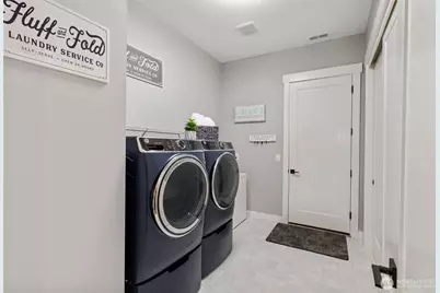 930 SW J H Road, Port Orchard, WA 98367 - Photo 21