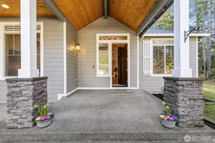 930 SW J H Rd, Port Orchard, WA 98367 - Photo 5