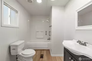 5900 64th St NE, Marysville, WA 98270 - Photo 19