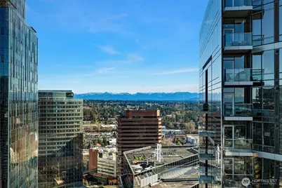 500 106th Avenue NE #3709, Bellevue, WA 98004 - Photo 17