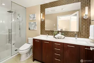 500 106th Ave NE, Bellevue, WA 98004 - Photo 15