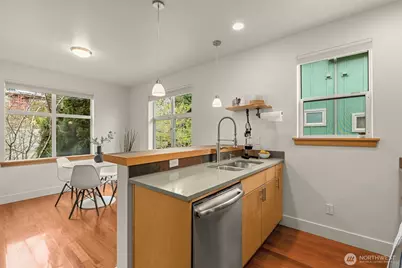 2815 24th Avenue S, Seattle, WA 98144 - Photo 11
