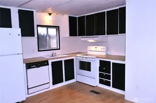 1921 208th St E, Spanaway, WA 98387 - Photo 7