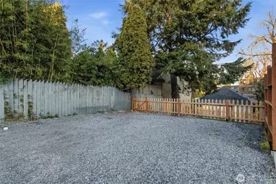 1927 42nd Avenue SW, Seattle, WA 98116 - Photo 31