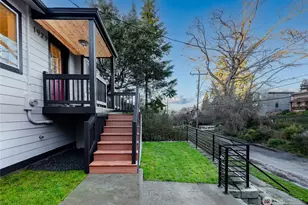 1927 42nd Ave SW, Seattle, WA 98116 - Photo 33