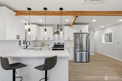 1927 42nd Avenue SW, Seattle, WA 98116 - Photo 11