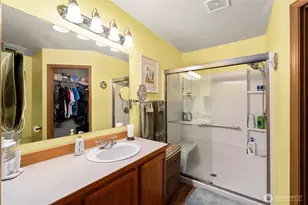 5339 S Island Dr E, Bonney Lake, WA 98391 - Photo 15