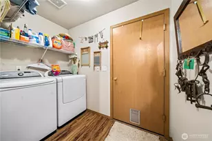 5339 S Island Dr E, Bonney Lake, WA 98391 - Photo 19