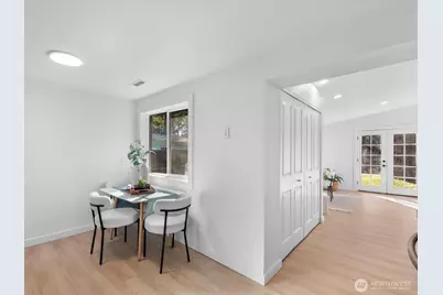 5706 225th Street SW, Mountlake Terrace, WA 98043 - Photo 15