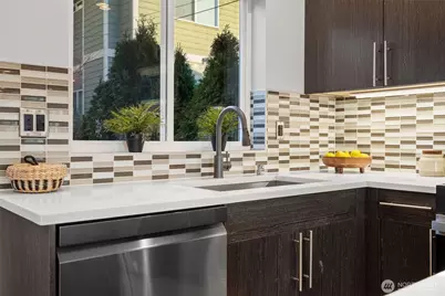 4714 Delridge Way SW, Seattle, WA 98106 - Photo 15