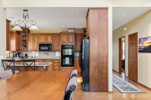 1419 Blackberry Ln, Oak Harbor, WA 98277 - Photo 9