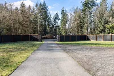 1419 Blackberry Lane, Oak Harbor, WA 98277 - Photo 33