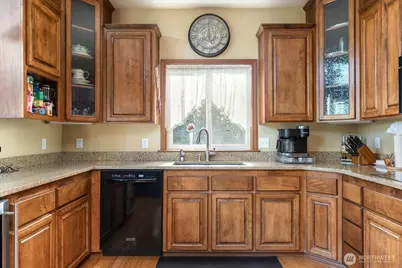 1419 Blackberry Lane, Oak Harbor, WA 98277 - Photo 11