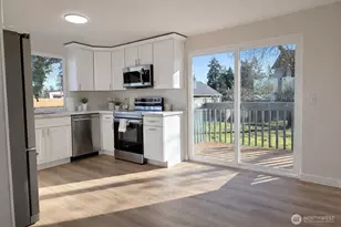 1742 Lafayette St S, Tacoma, WA 98444 - Photo 5