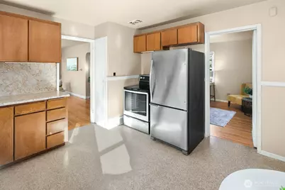 13240 3rd Avenue NW, Seattle, WA 98177 - Photo 7