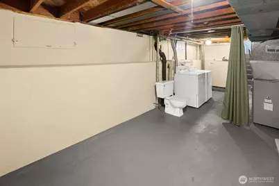 13240 3rd Avenue NW, Seattle, WA 98177 - Photo 17