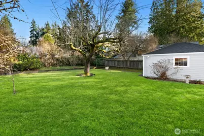 13240 3rd Avenue NW, Seattle, WA 98177 - Photo 21