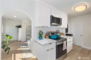 815 NE 2nd Ave NE, Puyallup, WA 98372 - Photo 13