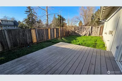 11316 1st Avenue Ct E, Tacoma, WA 98445 - Photo 27