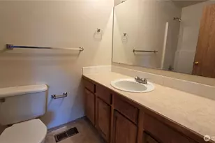 11316 1st Ave Ct E, Tacoma, WA 98445 - Photo 17