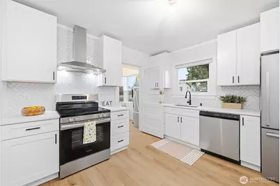 2313 Moore Street, Bellingham, WA 98229 - Photo 3