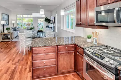 23857 NE 112th Circle #2, Redmond, WA 98053 - Photo 9