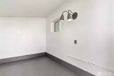 1239 S Verde Street, Tacoma, WA 98405 - Photo 37