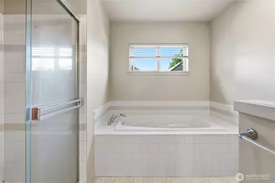 15743 NE 95th Way #53, Redmond, WA 98052 - Photo 17