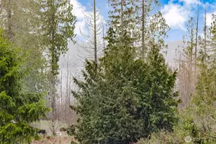 13607 W Raven Ln, Bremerton, WA 98312 - Photo 3