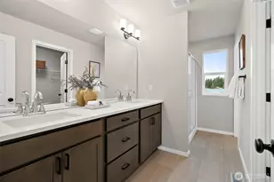 18518 SE 271st Pl, Covington, WA 98042 - Photo 17