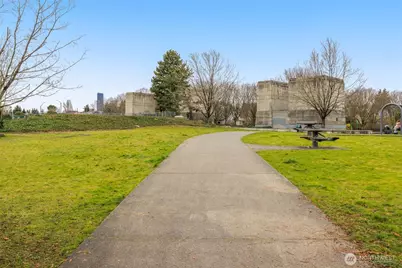 904 A 28th Avenue S, Seattle, WA 98144 - Photo 35