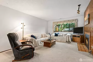 9930 NE 144th Ln, Kirkland, WA 98034 - Photo 5