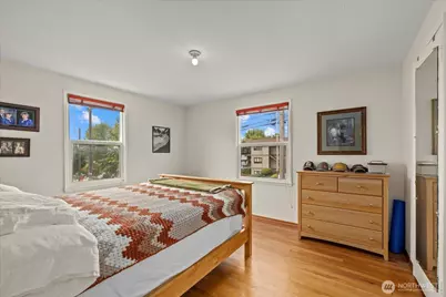 347 NW 52nd Street, Seattle, WA 98107 - Photo 13